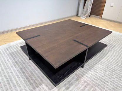 Table basse contemporaine en bois